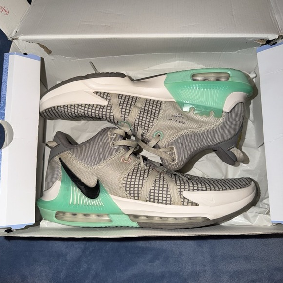 Size 12 - Nike LeBron Witness‎ 7 Flat Pewter Mint